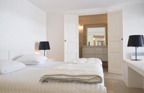 Montbrun-les-Bains Apartment | Apartment in Montbrun-les-Bains near forest
