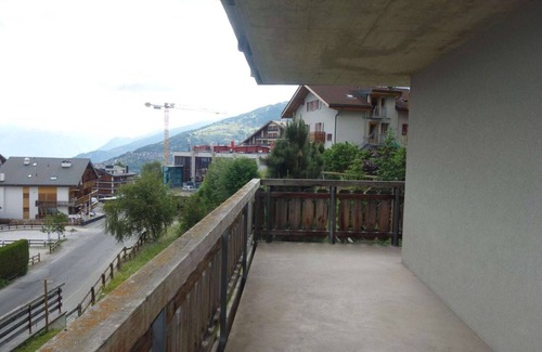 Saint-Pierre-de-Clages Apartment | Apartment in Nendaz with Ski-In/Ski-Out Access