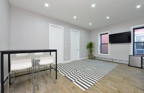 Park Versailles Apartment | Apartment in New York