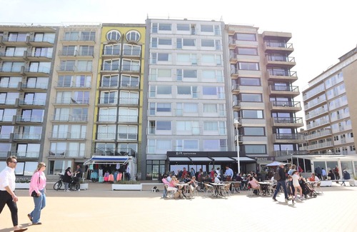 Nieuwpoort Apartment | Apartment in Nieuwpoort by the Beach