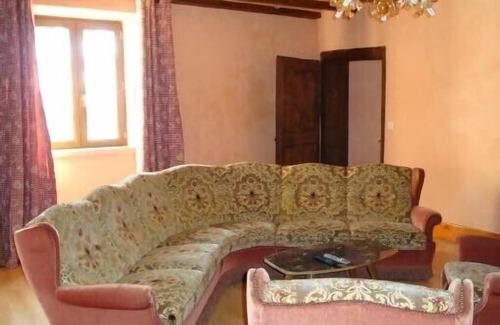 Mignovillard Apartment | Apartment in old farmhouse from 1800 completely renovated
