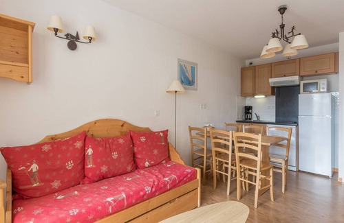 Orcieres-Merlette Apartment | Apartment in Orcières with Ski Slope Access