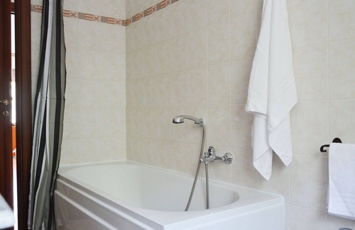 Travaco Siccomario Apartment | Apartment in Pavia with 1 bedrooms sleeps 2