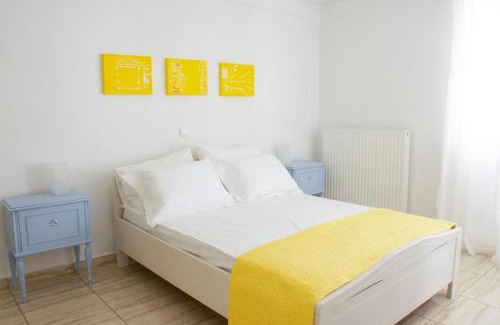 Paiania Apartment | Apartment in Peania (15min from Airport)