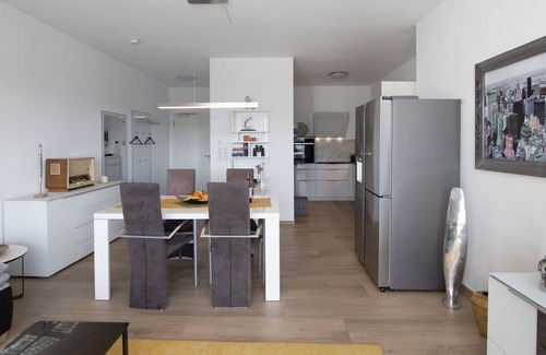 Mitte-Sud Apartment | Apartment in perfect location directly at the marina, great view