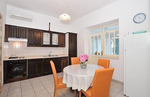Poljana Apartment | Apartment in Poljana with sea view, terrace, air conditioning, WiFi 3617-1