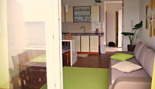 Poljana Apartment | Apartment in Poljana with sea view, terrace, air conditioning, WiFi 3617-5