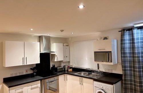 Inchmarlo Apartment | Apartment in Queens Court, Banchory