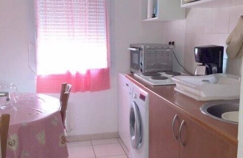 Claira Apartment | Apartment in quiet residence with swimming pool and private parking 4HAMCL2A