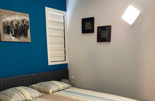 Tartane Apartment | Apartment in residence near the beach