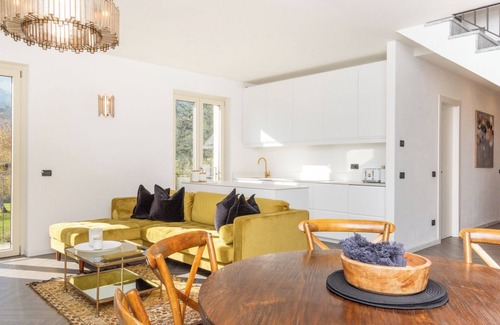 Menaggio Apartment | Apartment in residence with swimming pool, a few minutes from the center of Menaggio