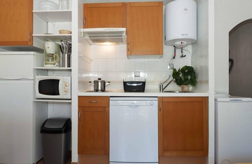 Roses Town Center Apartment | Apartment in Roses near Cap de Creus Park
