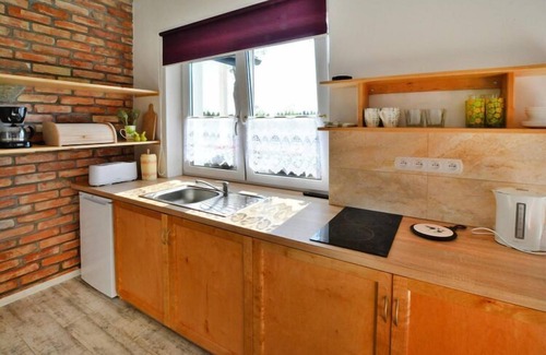 Postomino Apartment | Apartment in Rusinowo near Seaside Beach