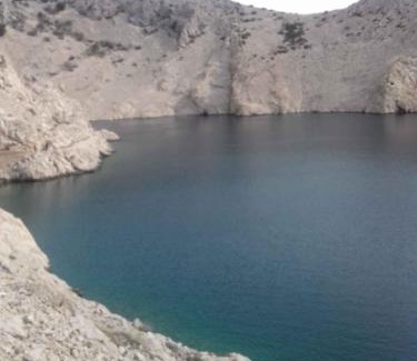 Veljun Primorski Apartment | Apartment in Senj 40198