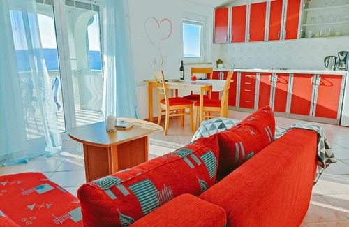 Senj Apartment | Apartment in Senj near Sea and Pool