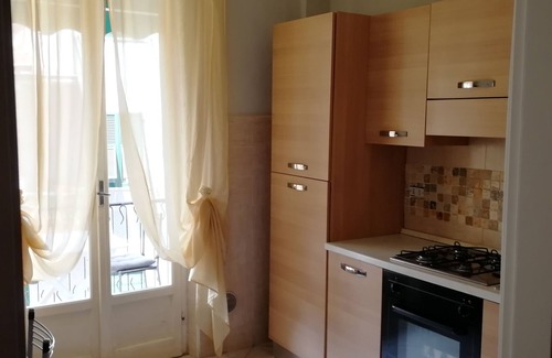 San Terenzo Apartment | apartment in St. terenzo-lerici 100 m from the sea