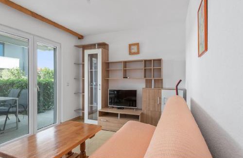 Sukosan Apartment | Apartment in Sukošan with Seaview, Terrace, Air condition, WIFI (3495-1)