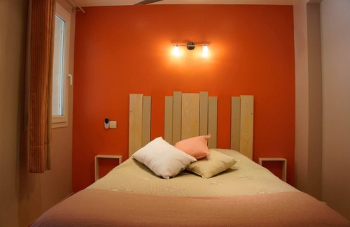 Loriol-du-Comtat Hotel | Apartment in the heart of Vaucluse close to the tourist attractions of Vaucluse