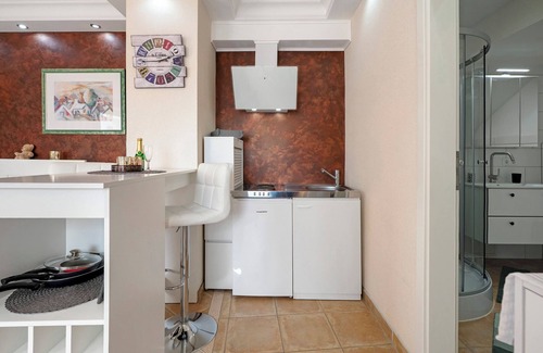 Sankt Wendel Apartment | Apartment in the City with Wi-Fi