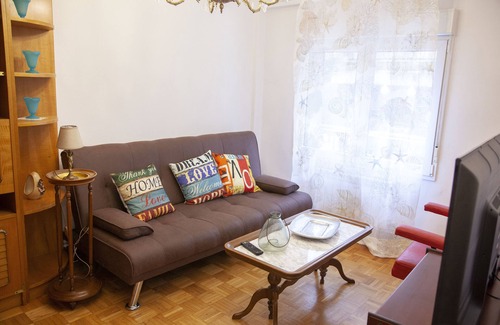 Gijon-Este House | Apartment in the Campos next to the beach of San Lorenzo