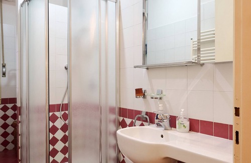 Abbadesse Apartment | Apartment in the center of the Milanese nightlife