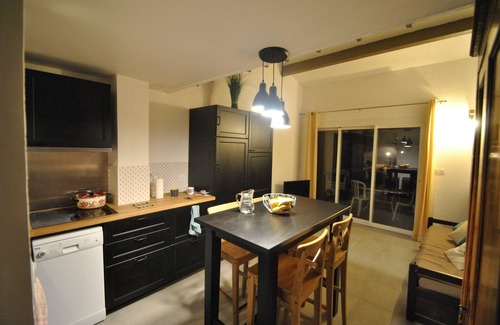 Saint-Cyprien Plage Apartment | Apartment in the heart of the Marina overlooking the little port