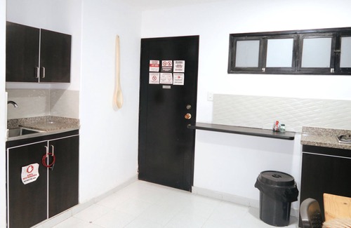 Historic Center Apartment | Apartment in the historic center, one block from the beach and Parque Los Novios.