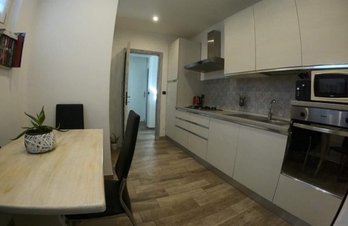 Bellagio Apartment | Apartment in the heart of Bellagio with Wi Fi and air conditioning and lake view.