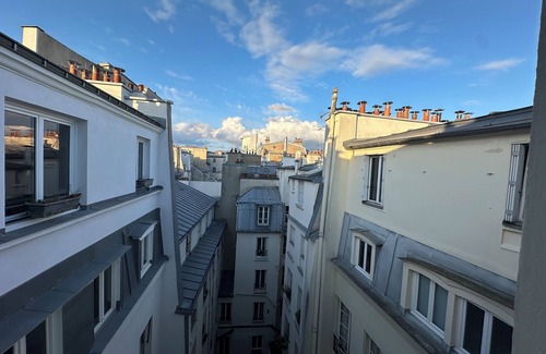 Bonne-Nouvelle Apartment | Apartment in the heart of Paris
