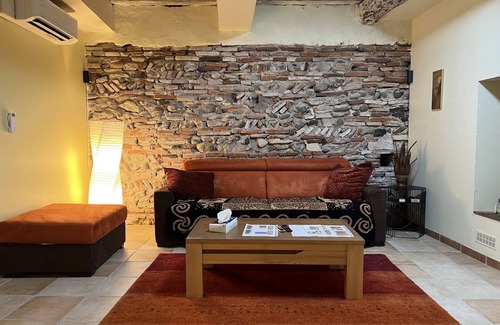 Saint-Cyprien Apartment | Apartment in the Hypercentre of Toulouse