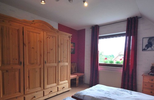 Oltmannsfehn Apartment | Apartment in the rose garden 35665 - Apartment in the rose garden