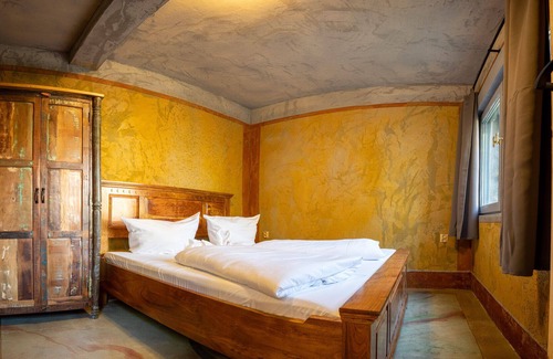Coswig Apartment | Apartment in the sculptor's house, bottom left