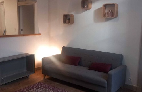 Riscle Apartment | Apartment in the village center