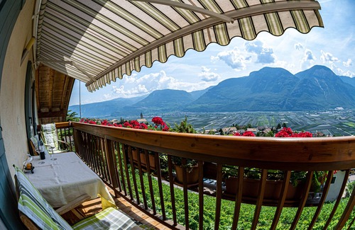 Kurtatsch an der Weinstraße Apartment | Apartment in top location