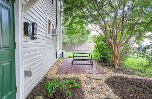 Johnson City Apartment | Apartment in Tree Streets, beautiful, safe and quiet