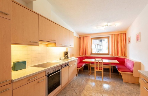 Finsing House | Apartment in Tyrol near Ski Lift