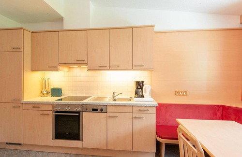 Finsing House | Apartment in Tyrol near Ski Lift
