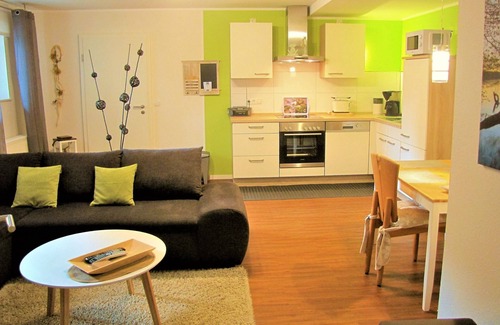 Ulmen Apartment | Apartment in Ulmen with Garden and BBQ