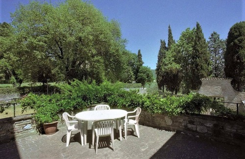 Collesanto Apartment | Apartment in Umbria near Lake Trasimeno