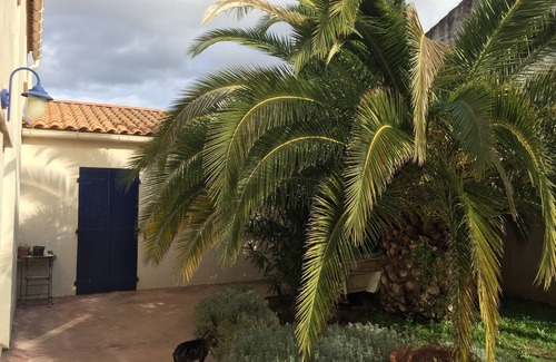 Fabregues Apartment | Apartment in very quiet villa in the heart of the village