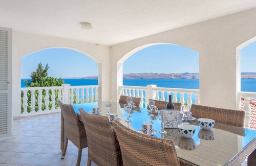 Cesarica Apartment | Apartment in villa Mate no1