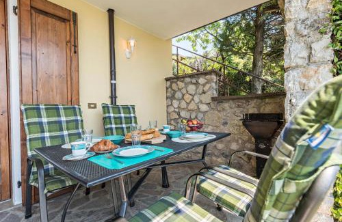 Aer Apartment | Apartment in Villa vista lago