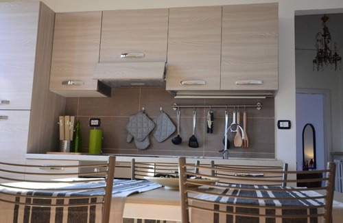 Marcellise Apartment | APARTMENT IN VILLA WITH SWIMMING POOL AND TENNIS COURT SURROUNDED BY GREENERY