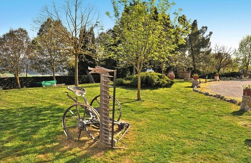 Volterra Apartment | Apartment in Villamagna with heating