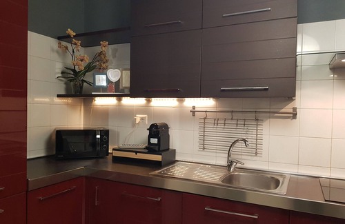 Zona XXXIII Acilia Sud Apartment | Apartment in Villino 3 minutes from the Metro