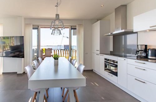 Kamperland Apartment | Apartment in Zeeland with Private Jetty, cleaning included