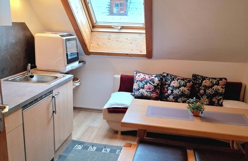 Unterammergau Apartment | Apartment incl. Königscard, mountain railroads, thermal baths, leisure facilities, bus/train