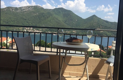 Kamenari Apartment | Apartment Irena