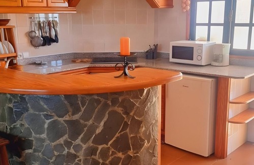 Arecida Apartment | Apartment 'Isabel' with Sea View, Shared Terrace and Wi-Fi