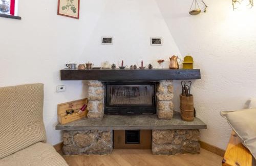 Isola Apartment | Apartment Isola di Madesimo Apartments-2 by Interhome